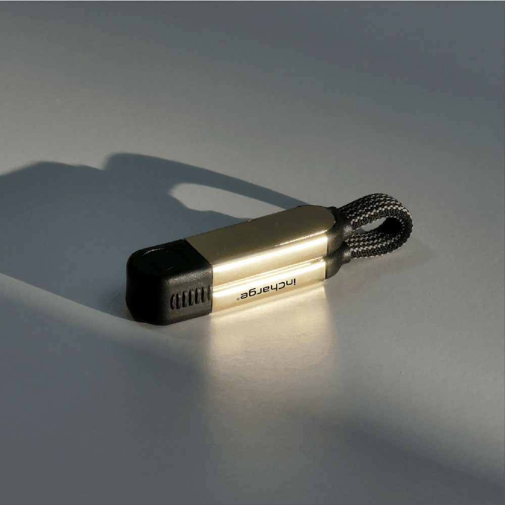 X03WR Rolling Square in Charge X кабел Бежов